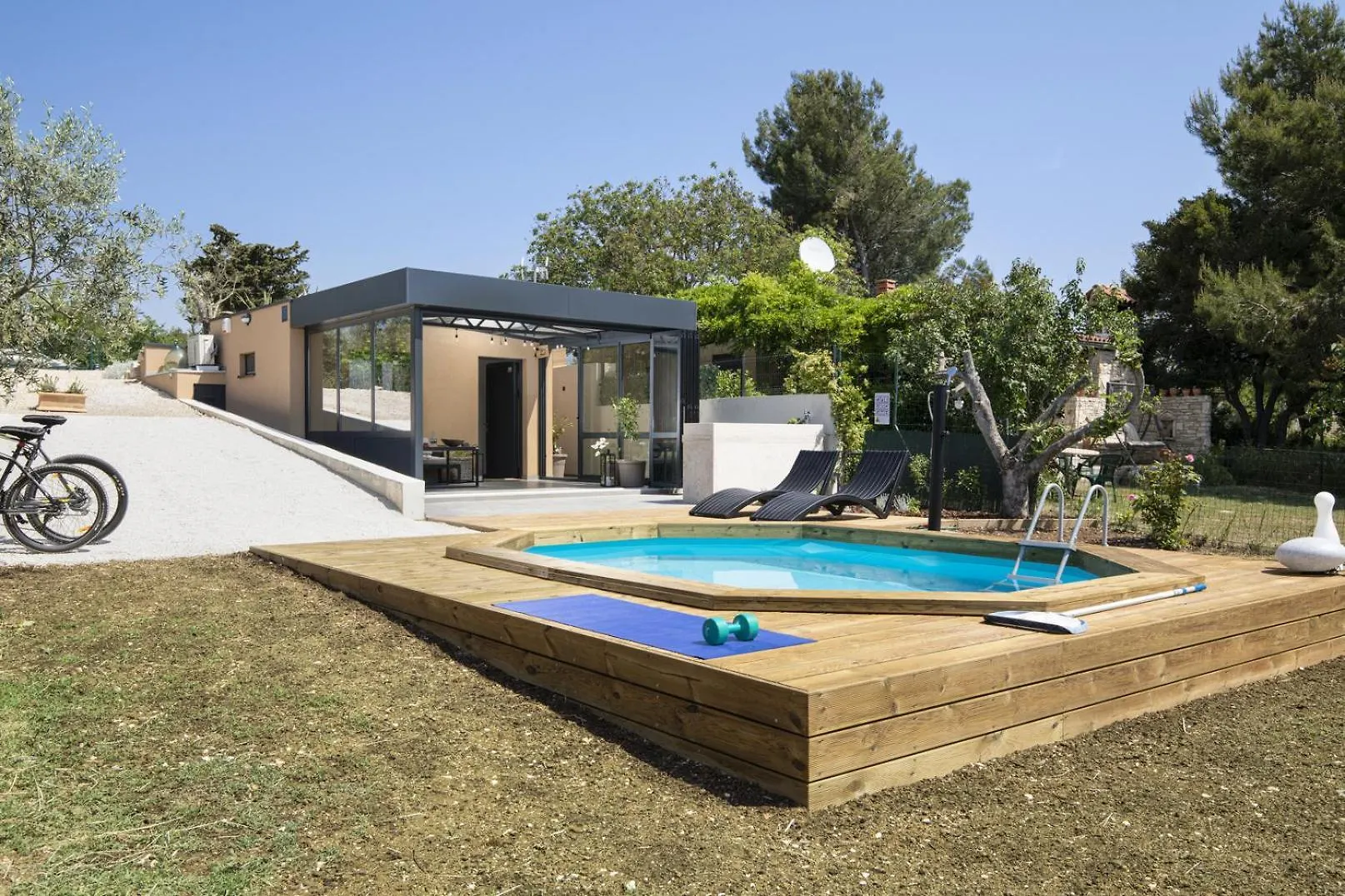 Beach House Olive - Ground Floor House For 2 People With Private Beach Near Medulin Pomer