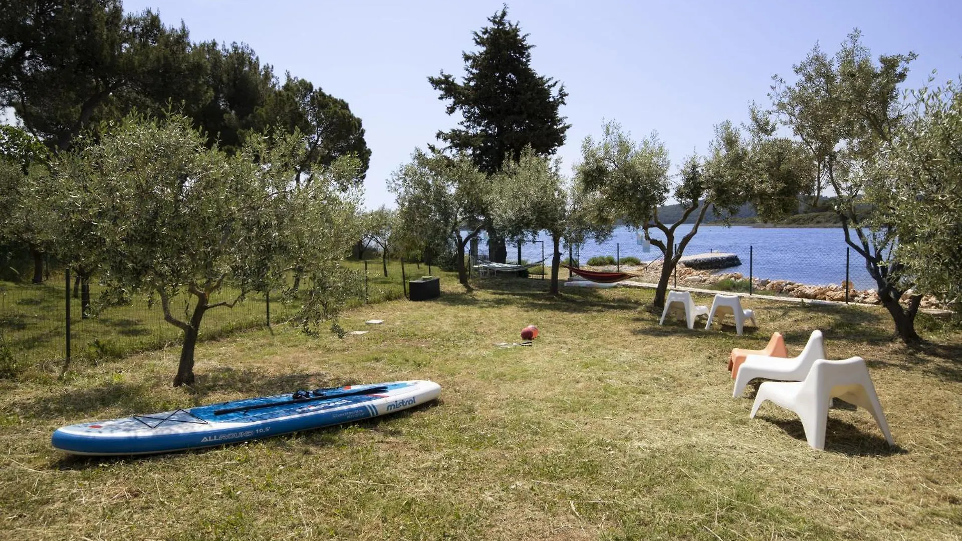 Beach House Olive - Ground Floor House For 2 People With Private Beach Near Medulin Pomer Villa